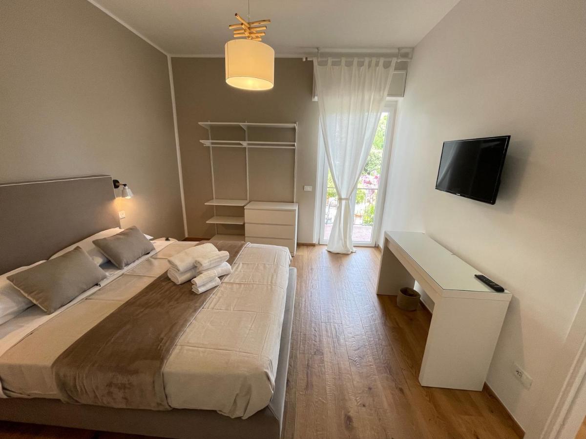 Un Sogno Nel Golfo Dei Poeti New Apartment Lerici Bagian luar foto
