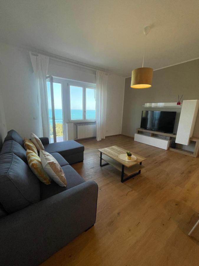 Un Sogno Nel Golfo Dei Poeti New Apartment Lerici Bagian luar foto
