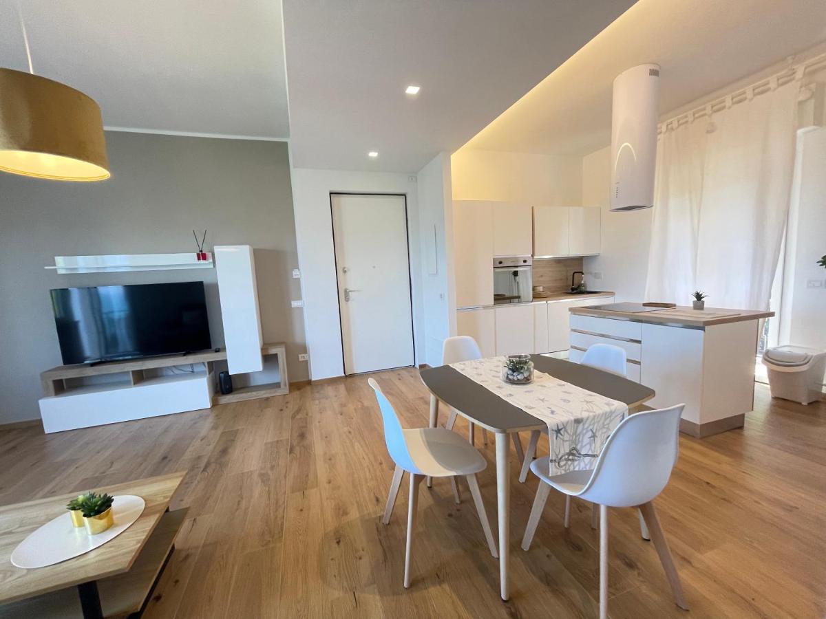 Un Sogno Nel Golfo Dei Poeti New Apartment Lerici Bagian luar foto