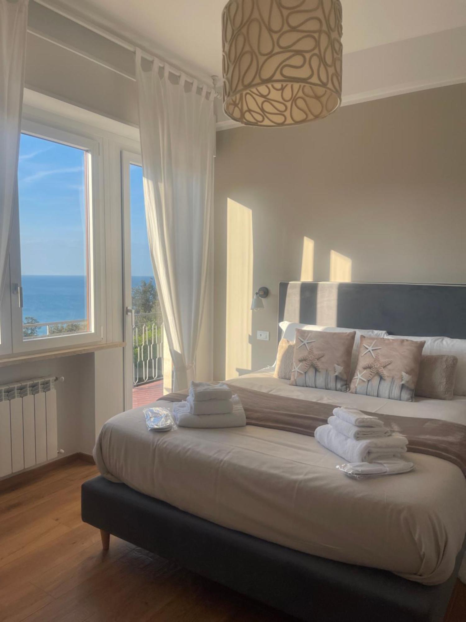 Un Sogno Nel Golfo Dei Poeti New Apartment Lerici Bagian luar foto